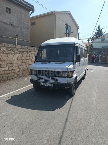 Mercedes 208 D 1991, 366,000 km - 2.3 l - Bakı
