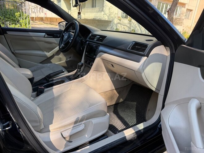 Volkswagen Passat 2013, 299,000 km - 1.8 л - Sumqayıt