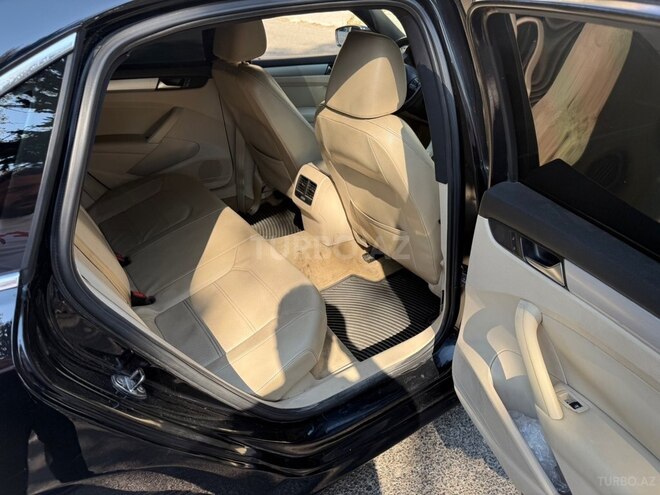 Volkswagen Passat 2013, 299,000 km - 1.8 л - Sumqayıt