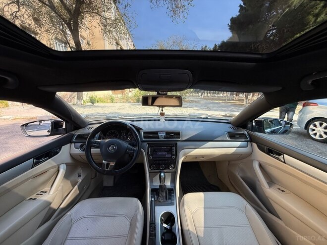 Volkswagen Passat 2013, 299,000 km - 1.8 л - Sumqayıt