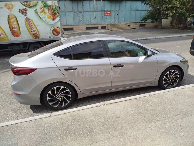 Hyundai Elantra 2017, 143,634 km - 2.0 л - Bakı