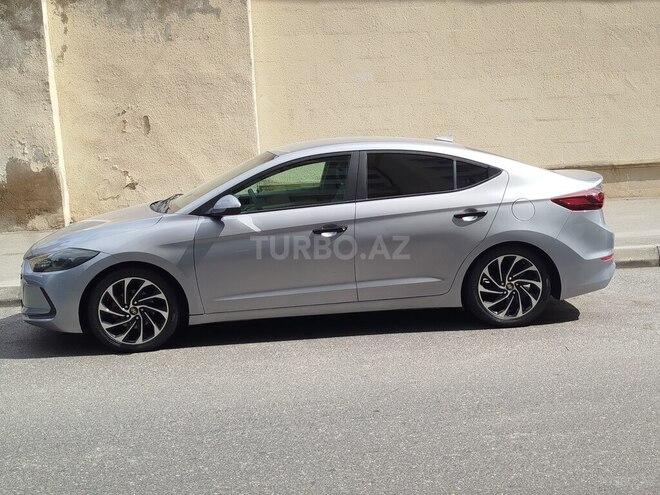 Hyundai Elantra 2017, 143,634 km - 2.0 л - Bakı