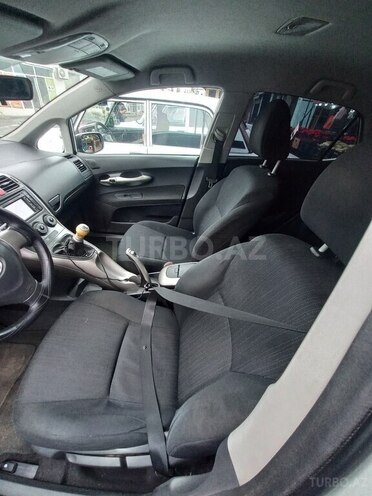 Toyota Auris 2008, 350,000 km - 1.4 l - Astara