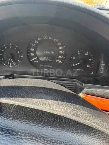 Mercedes E 220 2007, 487,580 km - 2.2 l - Sumqayıt