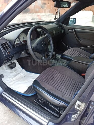 Mercedes C 220 2000, 537,300 km - 2.2 l - Bakı