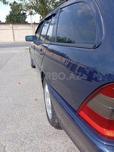 Mercedes C 220 2000, 537,300 km - 2.2 l - Bakı