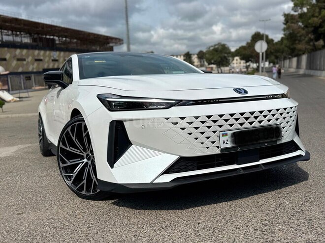 Changan  2025, 34,000 km - 1.5 л - Bakı