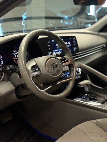 Hyundai Elantra 2022, 110,000 km - 2.0 l - Bakı