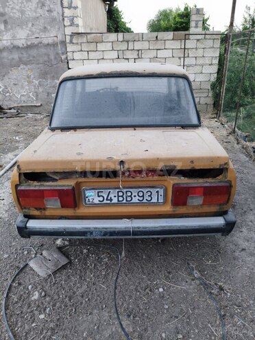 LADA (VAZ) 2105 1983, 10,000 km - 1.5 l - Sabirabad