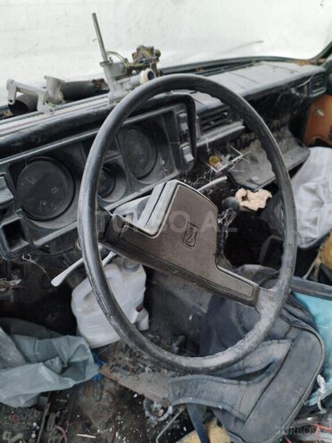 LADA (VAZ) 2105 1983, 10,000 km - 1.5 l - Sabirabad