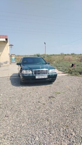 Mercedes C 220 1998, 448,000 km - 2.2 л - İmişli