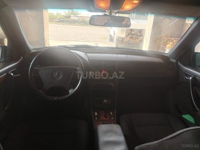 Mercedes C 220 1998, 448,000 km - 2.2 л - İmişli