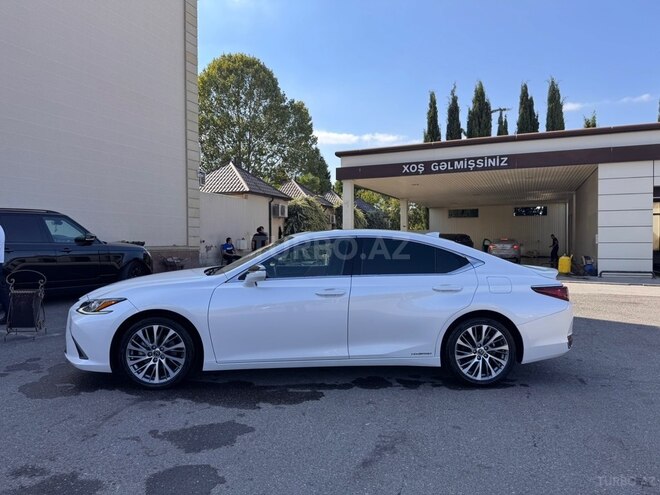 Lexus ES 300h 2020, 121,000 km - 2.5 l - Gəncə