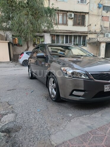 Kia  2009, 382,145 km - 1.6 l - Bakı