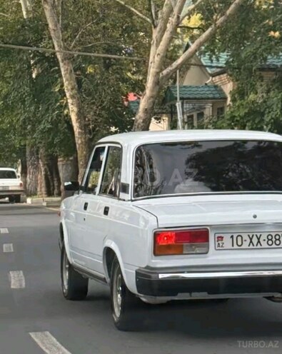 LADA (VAZ) 2107 2005, 146,700 km - 1.6 л - Qax