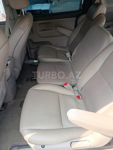 Kia Carnival 2017, 212,797 km - 2.2 l - Ucar