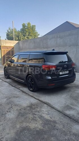 Kia Carnival 2017, 212,797 km - 2.2 l - Ucar