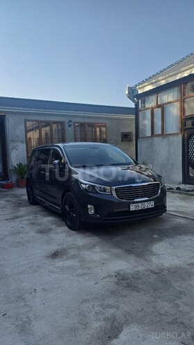 Kia Carnival 2017, 212,797 km - 2.2 l - Ucar