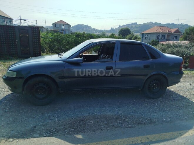 Opel Vectra 1998, 560,000 km - 2.0 l - Bakı