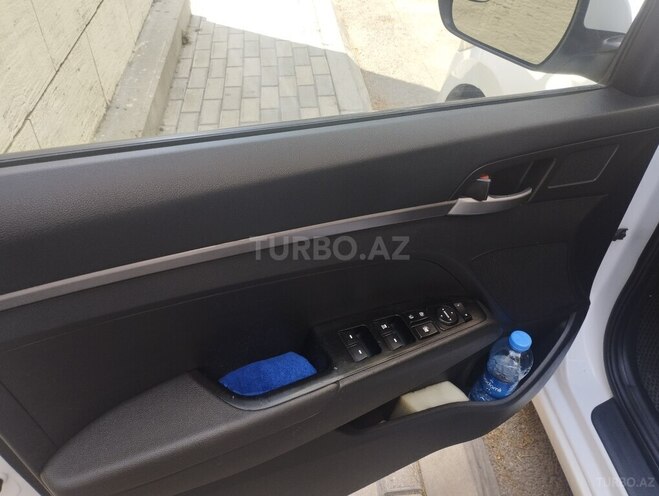 Hyundai Elantra 2017, 164,208 km - 2.0 l - Bakı