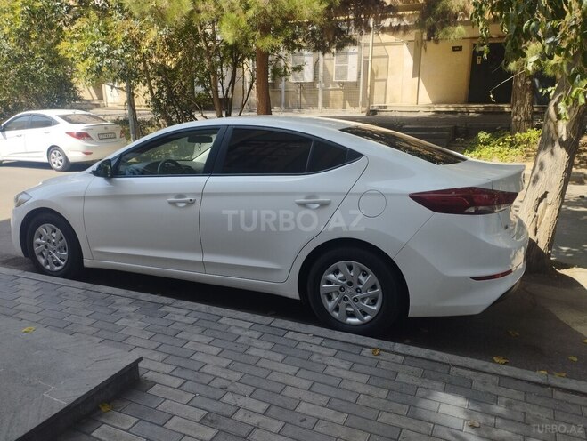 Hyundai Elantra 2017, 164,208 km - 2.0 l - Bakı