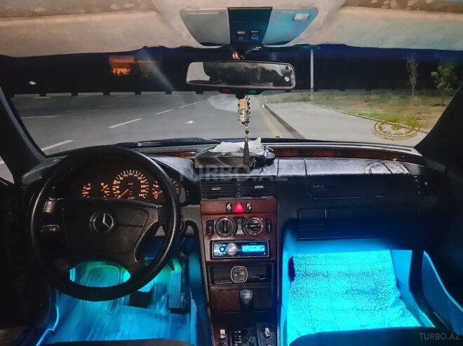 Mercedes C 180 1997, 300,000 km - 1.8 l - Sumqayıt