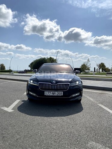 Skoda Superb 2021, 77,500 km - 2.0 l - Bakı