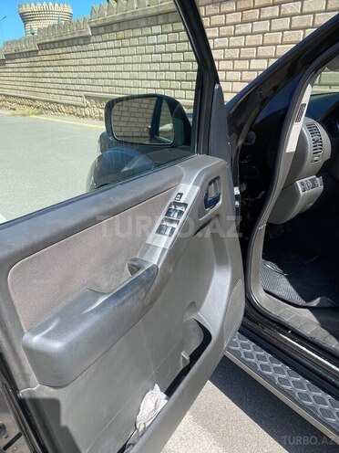 Nissan Pathfinder 2007, 300,000 km - 4.0 l - Sumqayıt