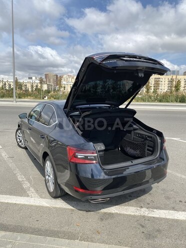 Skoda Superb 2021, 77,500 km - 2.0 l - Bakı