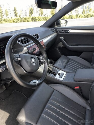 Skoda Superb 2021, 77,500 km - 2.0 l - Bakı