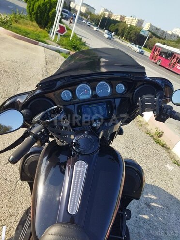 Harley-Davidson FLHX Street Glide 2018, 11,265 km - 1.9 l - Bakı