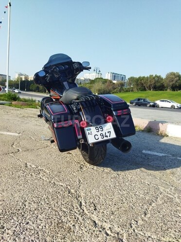 Harley-Davidson FLHX Street Glide 2018, 11,265 km - 1.9 l - Bakı