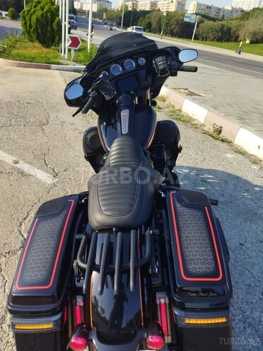 Harley-Davidson FLHX Street Glide 2018, 11,265 km - 1.9 l - Bakı