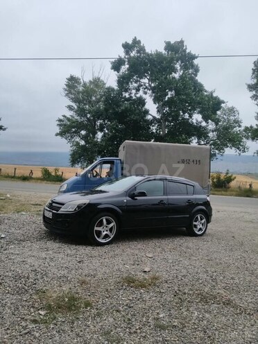 Opel Astra 2006, 240,000 km - 1.4 l - Qusar