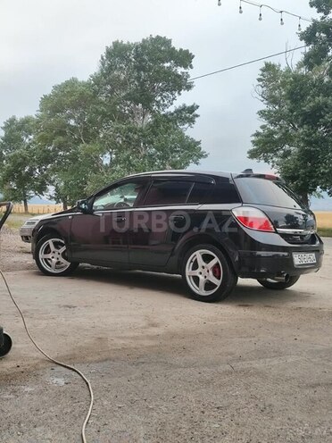 Opel Astra 2006, 240,000 km - 1.4 l - Qusar