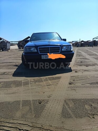 Mercedes C 220 1999, 373,000 km - 2.2 l - Bakı