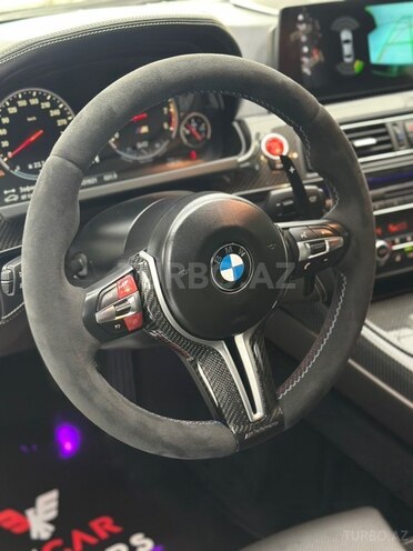 BMW M6 2014, 131,621 km - 4.4 l - Bakı