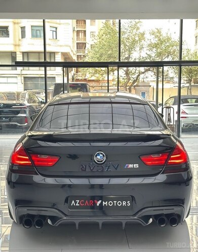 BMW M6 2014, 131,621 km - 4.4 l - Bakı