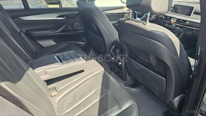 BMW X5 2017, 200,200 km - 2.0 л - Bakı