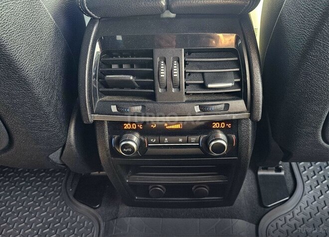 BMW X5 2017, 200,200 km - 2.0 л - Bakı