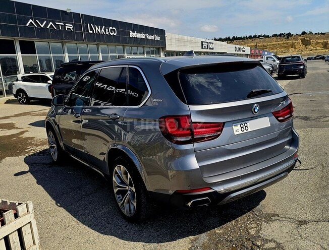 BMW X5 2017, 200,200 km - 2.0 л - Bakı