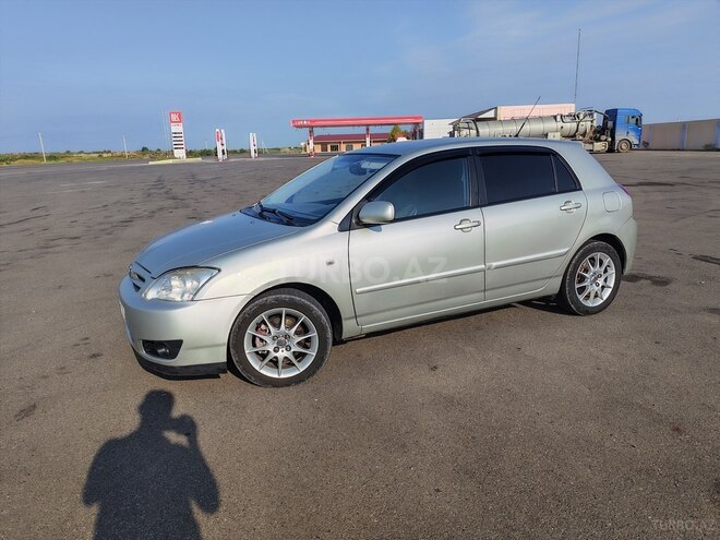 Toyota Corolla 2006, 256,000 km - 1.4 l - İmişli