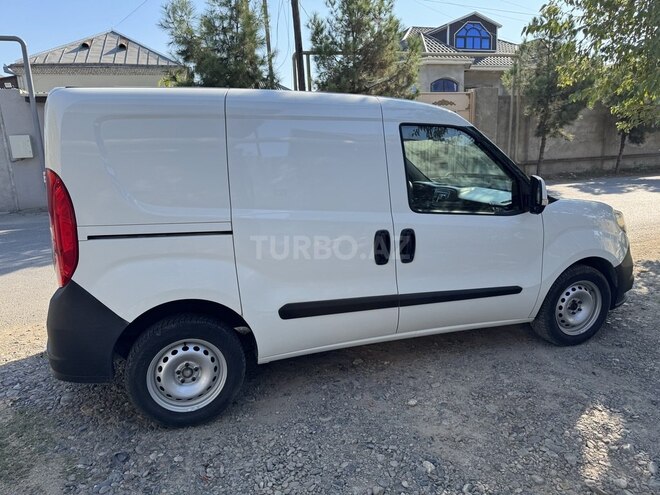 Fiat Doblo 2015, 231,000 km - 1.3 l - Bakı
