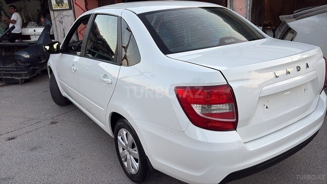 LADA (VAZ) Granta 2019, 219,121 km - 1.6 l - Bakı