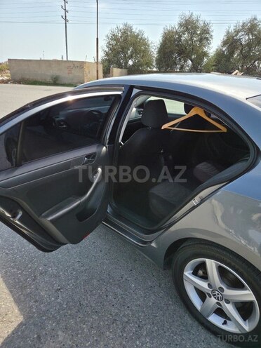 Volkswagen Jetta 2016, 180,095 km - 1.4 л - Bakı