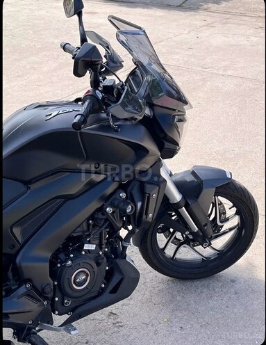 Bajaj Dominar 400 2025, 3,300 km - 0.4 l - Bakı