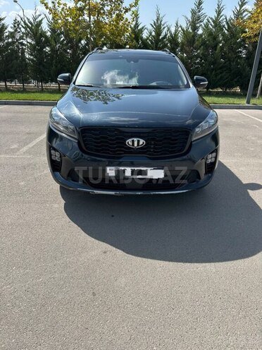 Kia Sorento 2018, 219,000 km - 2.2 l - Salyan