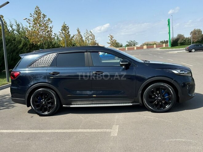 Kia Sorento 2018, 219,000 km - 2.2 l - Salyan