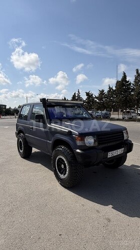 Mitsubishi Pajero 1997, 300,000 km - 2.4 л - Sumqayıt
