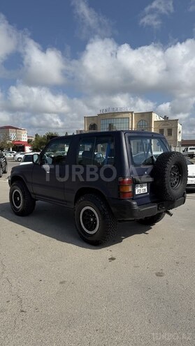 Mitsubishi Pajero 1997, 300,000 km - 2.4 л - Sumqayıt